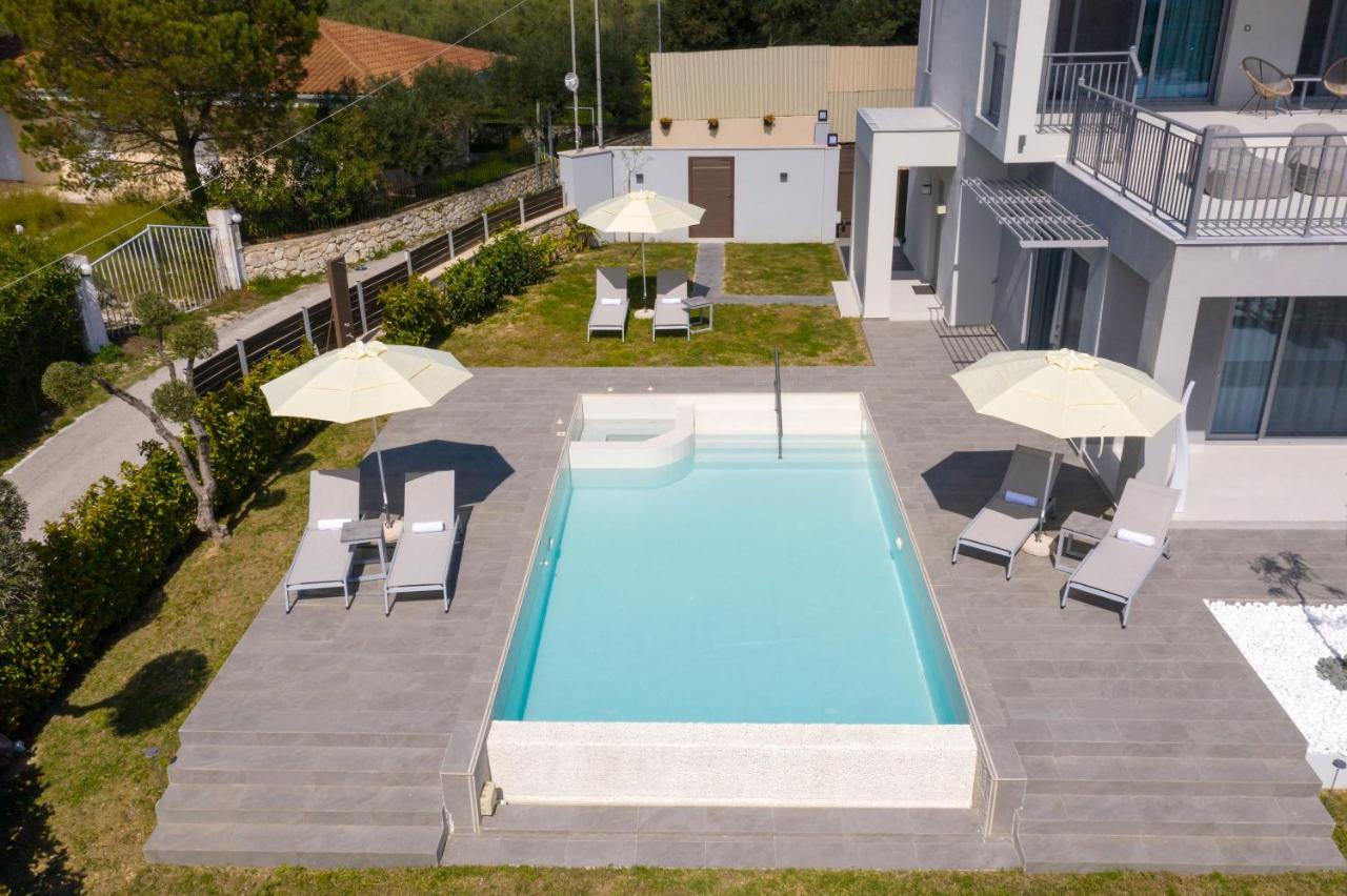 Villa Nick Art Lithakia  Exteriör bild